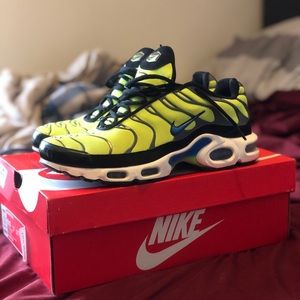 Nike Air Max Plus ‘Volt Green’ - Size 9.5 Men’s